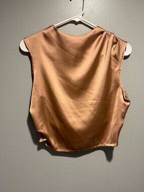Sincerly Jules Cropped Top Medium